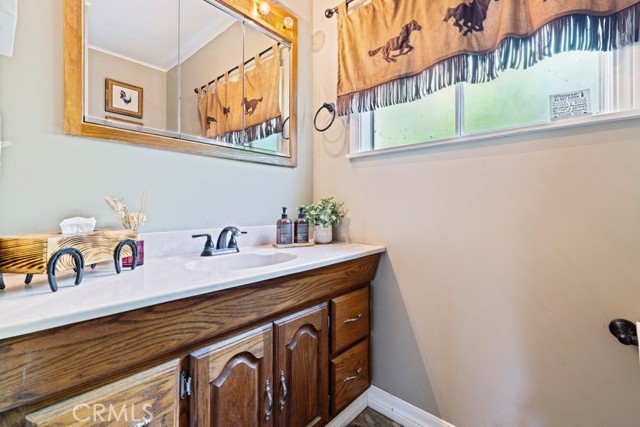 Detail Gallery Image 32 of 71 For 39330 W Hwy 198, Coalinga,  CA 93210 - 4 Beds | 3 Baths