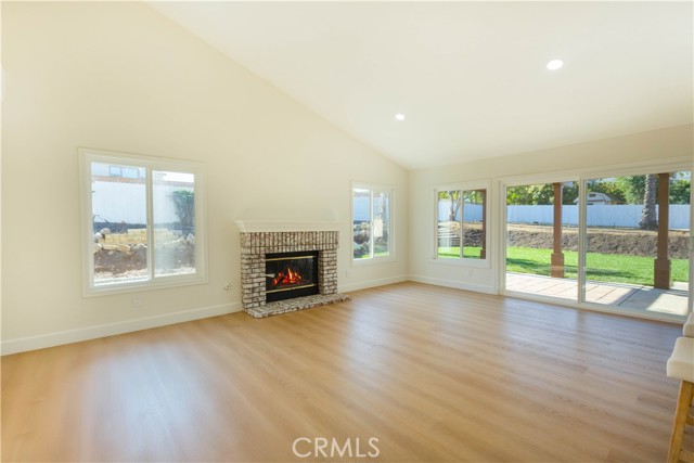 Detail Gallery Image 13 of 36 For 2352 Keusder, Riverside,  CA 92503 - 5 Beds | 3/1 Baths