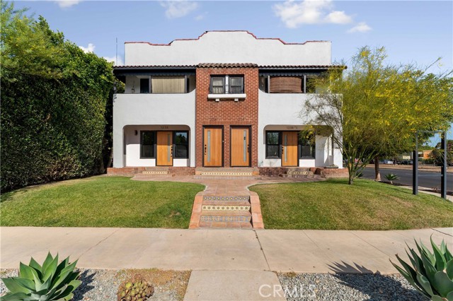 1236 S Cloverdale Avenue, Los Angeles CA: https://media.crmls.org/medias/c92f732b-d0e8-4d80-b941-b89dc6d6f072.jpg