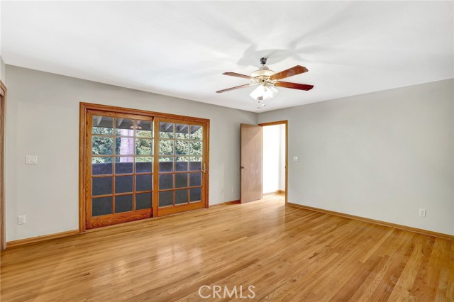 10938 Remmet Avenue, Chatsworth CA: https://media.crmls.org/medias/c9302d72-6820-4127-a134-e20366b842c3.jpg