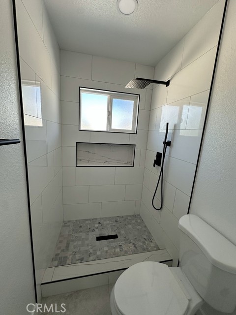 Detail Gallery Image 5 of 6 For 15139 Las Piedras Dr, Victorville,  CA 92395 - 4 Beds | 2 Baths