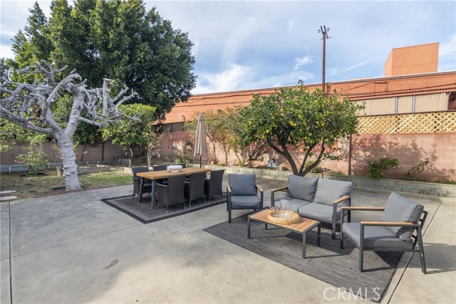 Detail Gallery Image 15 of 20 For 20929 Cantara, Canoga Park,  CA 91304 - 3 Beds | 2 Baths