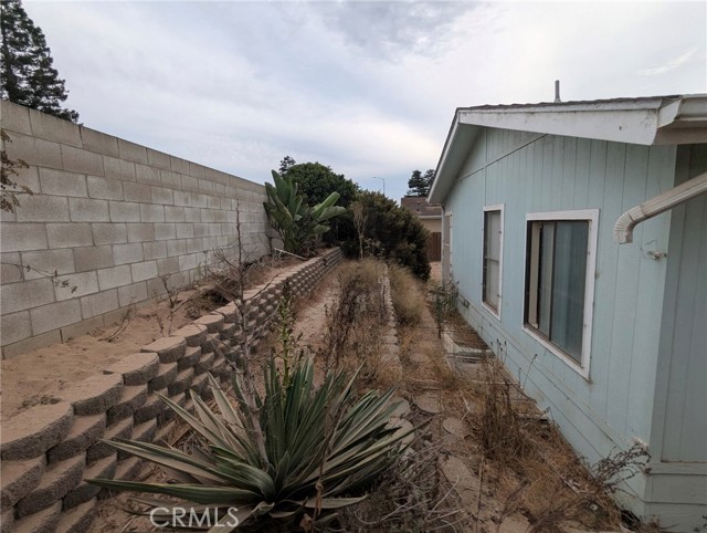 Detail Gallery Image 4 of 20 For 3386 Greenacre Dr, Santa Maria,  CA 93455 - 2 Beds | 2 Baths