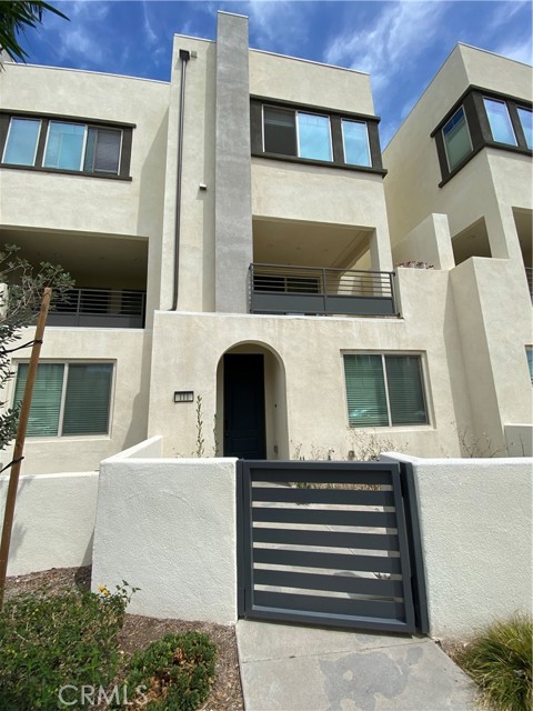 111 Episode Irvine, California This 3 bedroom, 3.5 bathroom home has an attached 2 car garage located in the beautiful City of Irvine. Front porch flows into an entryway with a coat closet and stairway to the second floor. Wood floor throughout the home and carpet in all bedrooms. Guest suite on the first floor, a spacious room complete with its own closet, bathroom, and shower. The kitchen offers refrigerator, stove/oven, microwave and dishwasher. Lots of counter space, a deep pantry, and a kitchen island. Open-concept layout from kitchen, dining and living room. Great space entertaining guests, with outdoor deck. A convenient second floor laundry room with washer dryer already in the unit. Spacious Master suite and glamorous master bathroom. With a massive closet space and dual sinks to get your day started. Several facilities in this great park community you could use including swimming pool and park. Nearby the Cadence park school and Portola high school. Easy drive to Woodbury Town Center where you can find banks ,restaurants , gym and grocery stores.