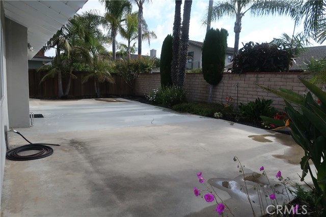 Detail Gallery Image 28 of 29 For 21162 Lockhaven Cir, Huntington Beach,  CA 92646 - 3 Beds | 2 Baths