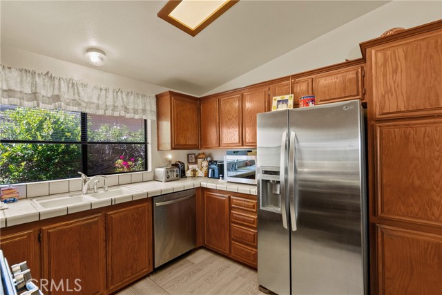 Detail Gallery Image 17 of 47 For 13691 Gavina Ave #576,  Sylmar,  CA 91342 - 3 Beds | 2 Baths