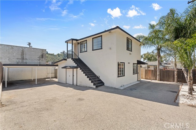 Detail Gallery Image 2 of 36 For 6812 Quinton Ln, Tujunga,  CA 91042 - 1 Beds | 2 Baths