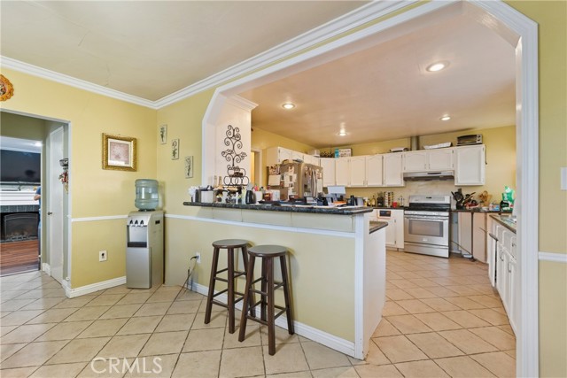 Detail Gallery Image 9 of 27 For 155 E Barclay, Long Beach,  CA 90805 - – Beds | – Baths