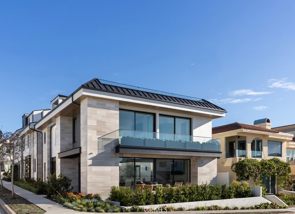 220 Carnation Avenue