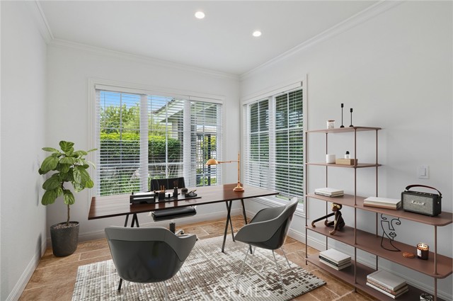 Detail Gallery Image 15 of 40 For 6 Rue Cannes, Newport Beach,  CA 92660 - 3 Beds | 2/1 Baths
