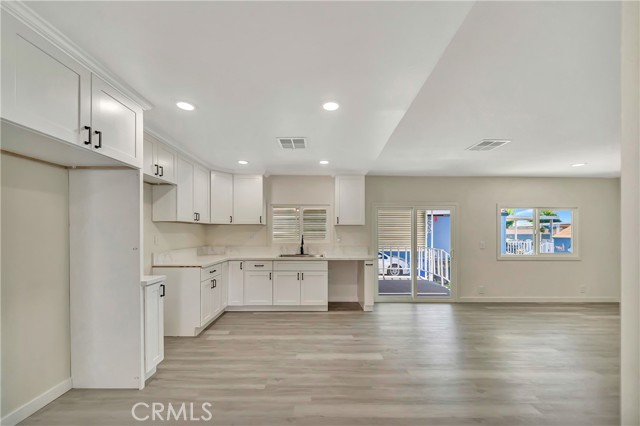 Detail Gallery Image 11 of 52 For 27361 Sierra Hwy #109,  Canyon Country,  CA 91351 - 2 Beds | 2 Baths