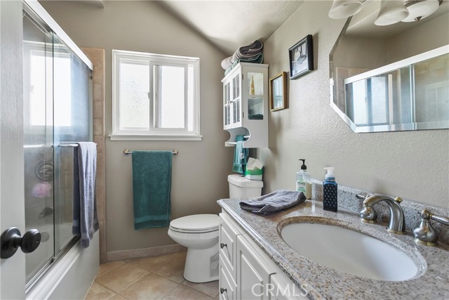 4821 E Kenyon Place, Orange CA: https://media.crmls.org/medias/c934a7d1-9daa-4c52-8bd7-75487c52fd4f.jpg