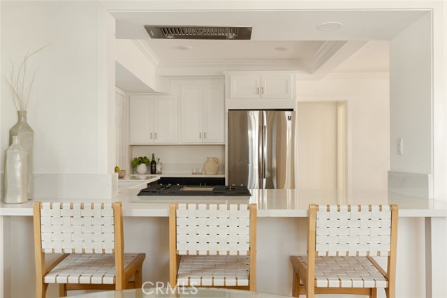 1585 Miramar Drive, Newport Beach CA: https://media.crmls.org/medias/c935d5ff-fde0-42f2-97ee-abca49f04785.jpg