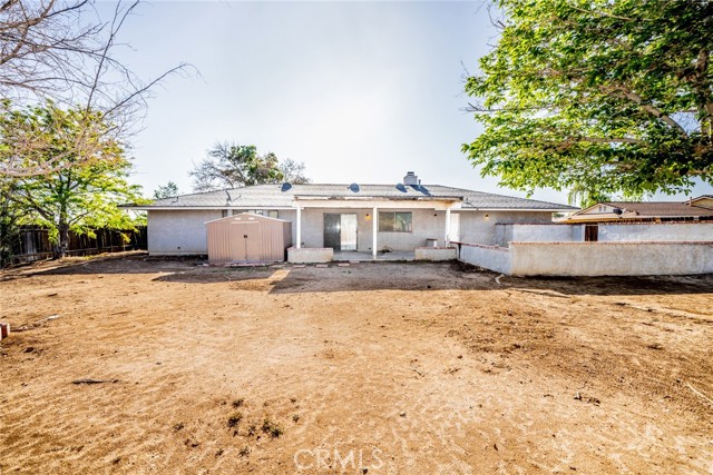 12770 5th Avenue, Victorville CA: https://media.crmls.org/medias/c9375a33-9278-42ee-8f71-5bdf560ad60f.jpg