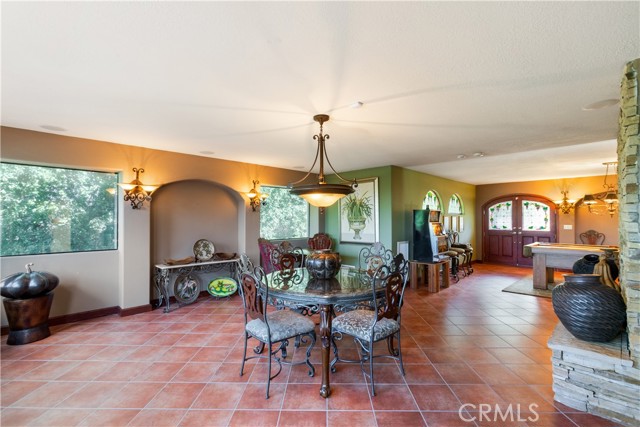 Detail Gallery Image 34 of 49 For 19878 E Lorencita Dr, Covina,  CA 91724 - 5 Beds | 6 Baths