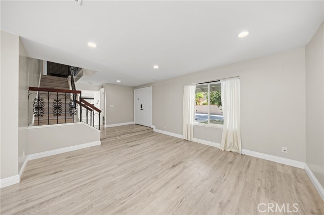 16602 Woodmont photo 11