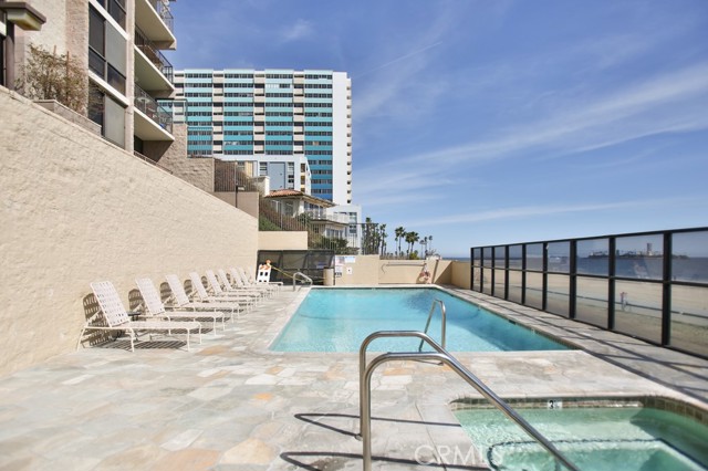 1750 E Ocean Boulevard, Long Beach CA: https://media.crmls.org/medias/c939a910-68e4-429e-9eae-99eb6768a19d.jpg