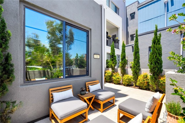 114 Epic, Irvine CA: https://media.crmls.org/medias/c93a23ce-7522-444a-8978-398eee862775.jpg