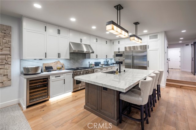 Detail Gallery Image 16 of 63 For 704 via Lido Nord, Newport Beach,  CA 92663 - 4 Beds | 4/1 Baths