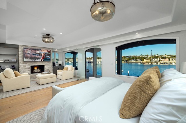 Detail Gallery Image 40 of 63 For 704 via Lido Nord, Newport Beach,  CA 92663 - 4 Beds | 4/1 Baths