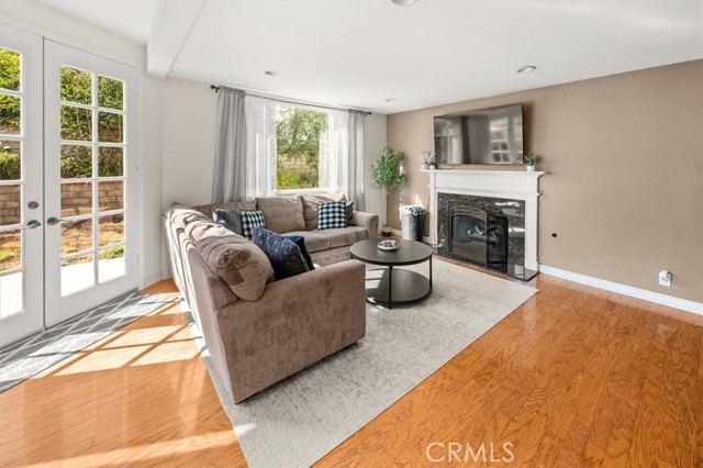 28230 Evergreen Lane, Saugus CA: https://media.crmls.org/medias/c93bff92-fb9b-4a10-af79-86a7ea565a63.jpg