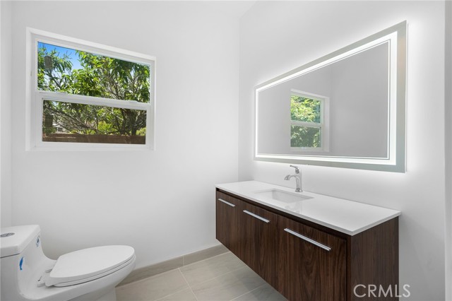 1437 Ardmore Avenue, Glendale CA: https://media.crmls.org/medias/c93cfc0e-82e3-415d-854f-8796276d2937.jpg