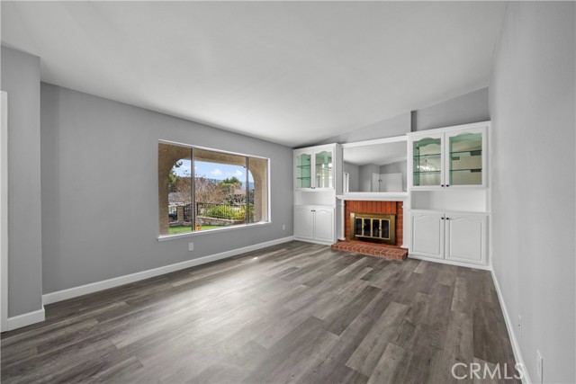 Detail Gallery Image 6 of 38 For 28515 Winterdale, Canyon Country,  CA 91387 - 3 Beds | 2 Baths