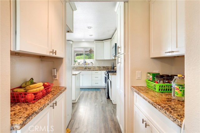 Detail Gallery Image 15 of 29 For 43359 via Sabino, Temecula,  CA 92592 - 4 Beds | 2/1 Baths