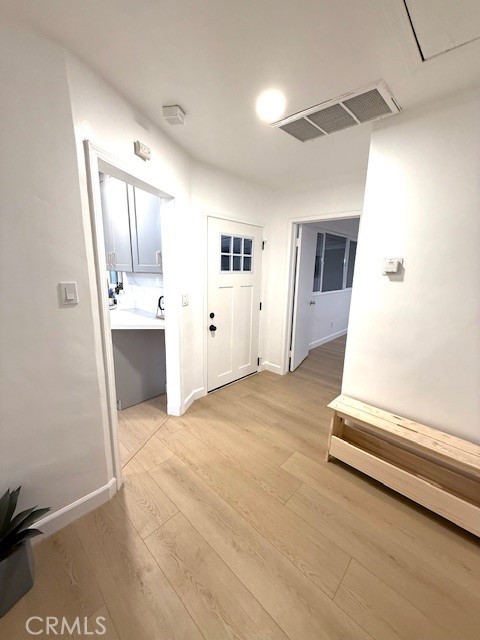 2037 3rd Ave, Alhambra CA: https://media.crmls.org/medias/c93dfc5a-9727-4f39-b743-2be574b76b69.jpg