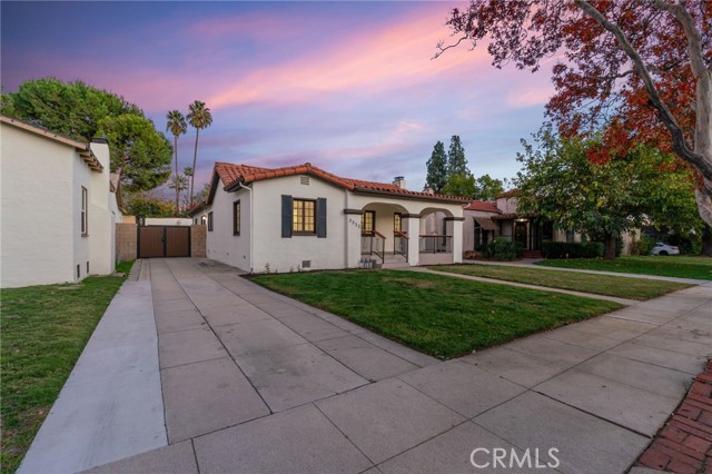 Detail Gallery Image 3 of 28 For 3335 N Mayfield, San Bernardino,  CA 92405 - 3 Beds | 2 Baths