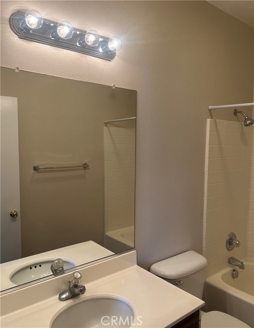 Detail Gallery Image 21 of 54 For 3353 Wind Chime, Perris,  CA 92571 - 3 Beds | 3 Baths