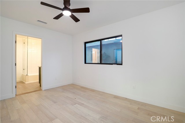 Detail Gallery Image 25 of 59 For 5633 E Deborah St, Long Beach,  CA 90815 - 5 Beds | 4 Baths