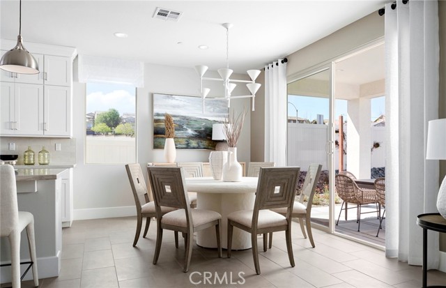 Detail Gallery Image 4 of 14 For 4028 Hudson Ln, Lake Elsinore,  CA 92530 - 3 Beds | 2 Baths