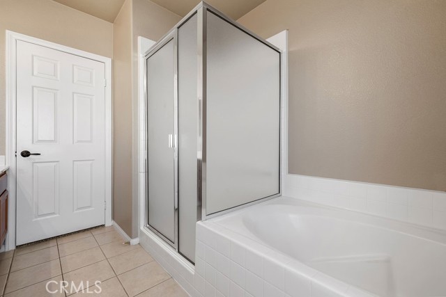 6834 Phoenix Court, Hesperia CA: https://media.crmls.org/medias/c9409833-8076-4281-bf17-ac2e38ffccc2.jpg