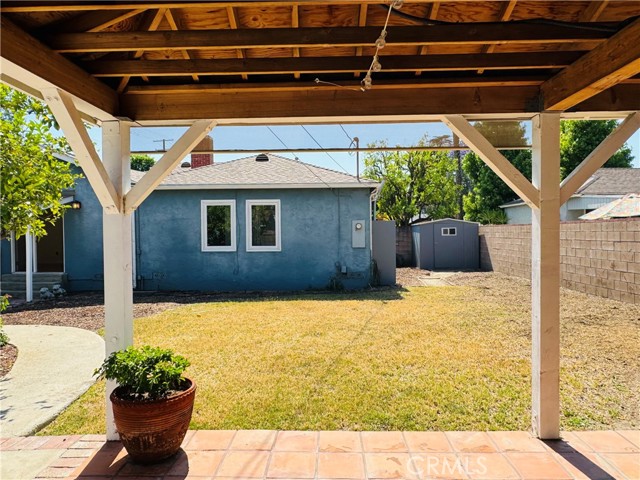 6002 Greenbush Avenue, Valley Glen CA: https://media.crmls.org/medias/c941cc2b-a1ba-4bcb-a9a1-0c74a3146795.jpg