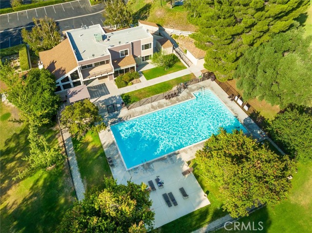 Detail Gallery Image 30 of 37 For 26389 Rainbow Glen Dr, Newhall,  CA 91321 - 2 Beds | 2 Baths