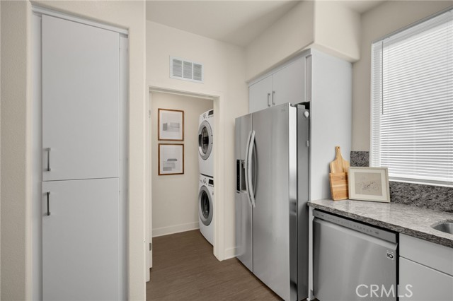 Detail Gallery Image 14 of 42 For 9040 Garvey, Rosemead,  CA 91770 - 3 Beds | 4 Baths