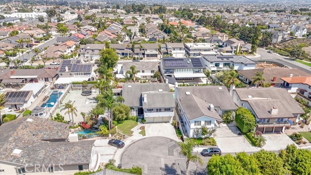 Detail Gallery Image 39 of 42 For 17182 Hillside Cir, Huntington Beach,  CA 92649 - 5 Beds | 4/1 Baths