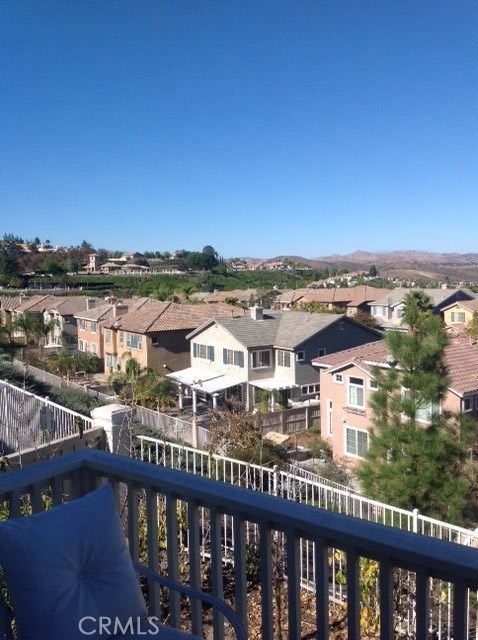 31 Via Scenica, Lake Elsinore CA: https://media.crmls.org/medias/c942991c-85e9-42cc-bdac-b7ca8c6366f4.jpg