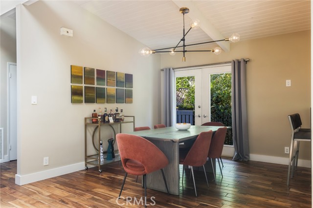Detail Gallery Image 11 of 60 For 11922 Sunshine Ter, Studio City,  CA 91604 - 3 Beds | 2 Baths
