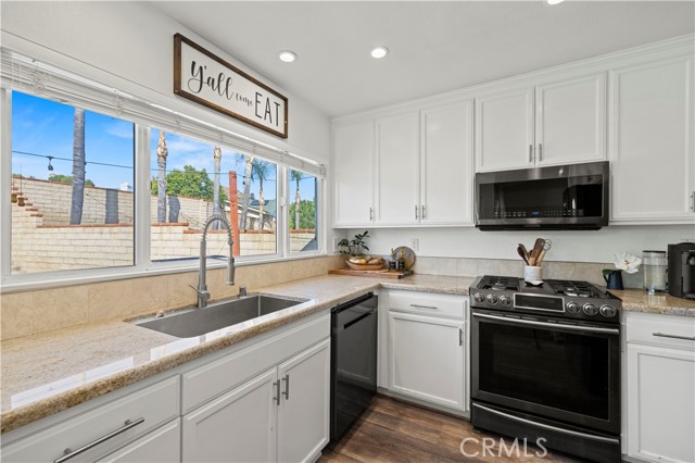 Image 12 of 42 For 27724 Crookshank Drive