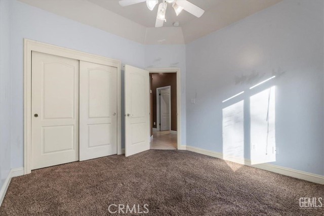 Detail Gallery Image 27 of 38 For 1933 Kellie Marie, Bakersfield,  CA 93314 - 5 Beds | 3 Baths