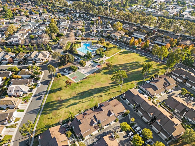 Detail Gallery Image 41 of 47 For 191 Rockwood #62, Irvine,  CA 92614 - 3 Beds | 2 Baths