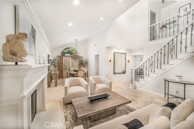 Detail Gallery Image 6 of 36 For 7278 Woodvale Ct, West Hills,  CA 91307 - 3 Beds | 3 Baths