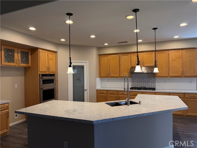 Detail Gallery Image 23 of 27 For 5793 Territory, Corona,  CA 92880 - 4 Beds | 3 Baths