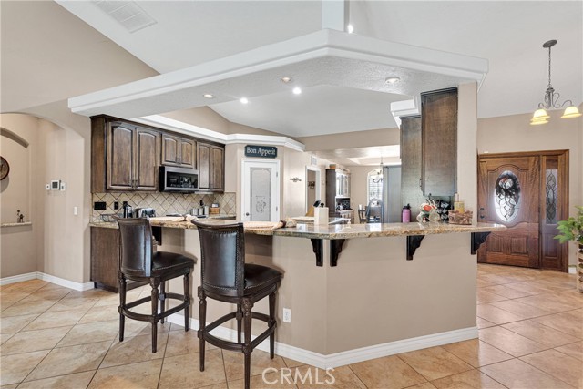 Detail Gallery Image 10 of 48 For 14927 Tournament Dr, Helendale,  CA 92342 - 3 Beds | 2 Baths