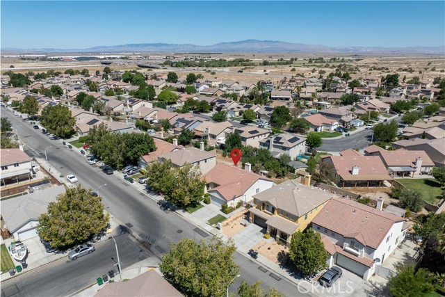 1721 W Ave H-4, Lancaster CA: https://media.crmls.org/medias/c9481712-b2a7-4bea-ae6a-e691d773896b.jpg