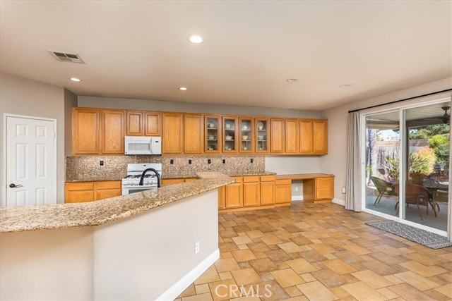 32598 Breton Drive, Winchester CA: https://media.crmls.org/medias/c9482930-0289-4967-9f96-a003f8d5efe2.jpg