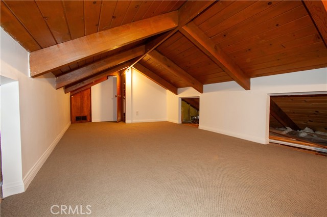 2359 Avian Way, Running Springs CA: https://media.crmls.org/medias/c9488d5d-9d56-4921-8c06-eba6a464ee03.jpg