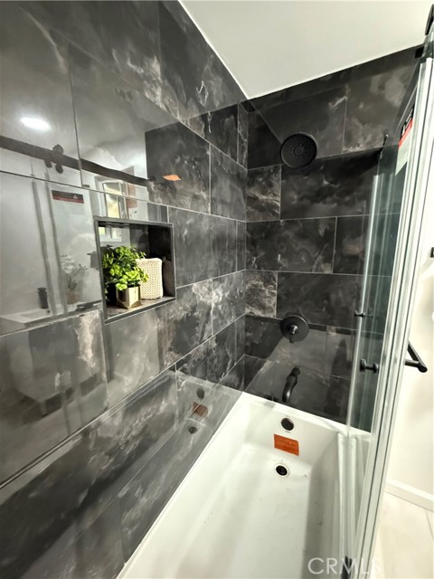 Detail Gallery Image 9 of 34 For 2340 N Thomas St, Los Angeles,  CA 90031 - 1 Beds | 1 Baths